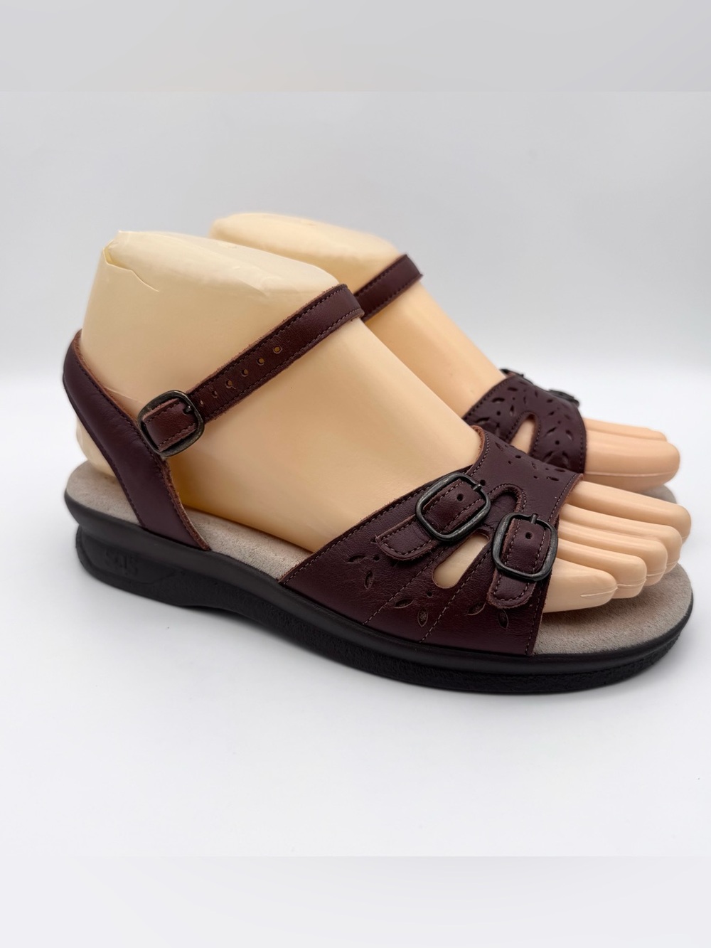 SAS Duo Brown Leather Triple Strap Slingback Sandals Women 5.5 WW Wide EUC - Picture 2 of 10